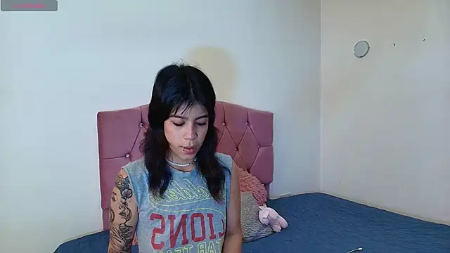 Kalyra 17 online show from 03-31-26, 12:07