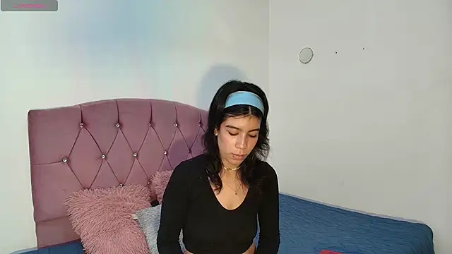 Kalyra 17 online show from 04-14-26, 11:37