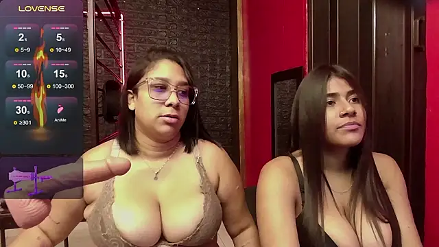 Snapshot of Paola__and__Rubi_ chatting on 02-23-26, 12:28 Paola and Rubi online show from 02-23-26, 12:28