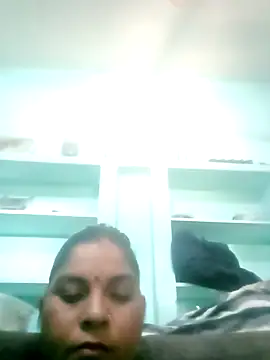 Rajni248096 online show from 03-05-26, 08:33