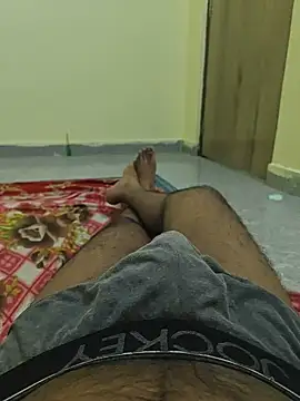 Snapshot of Romantic_boy143 chatting on 06-16-26, 01:44 Romantic boy143 online show from 06-16-26, 01:44