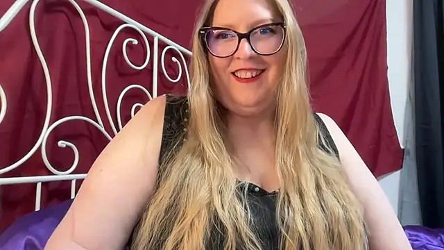 MissCharlotteXx online show from 04-10-26, 01:51