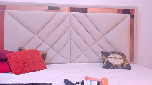 AmberQueen1 online show from 02-21-26, 12:07