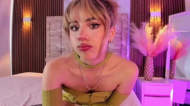 Snapshot of Jane_roses0 chatting on 02-22-26, 01:02 Jane roses0 online show from 02-22-26, 01:02