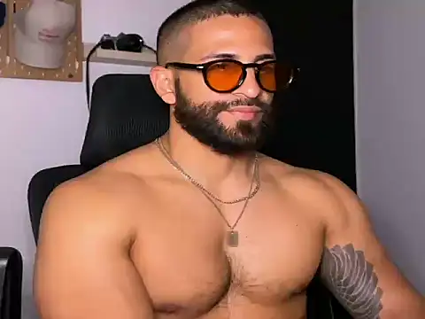 SamDornan51 online show from 03-08-26, 03:10