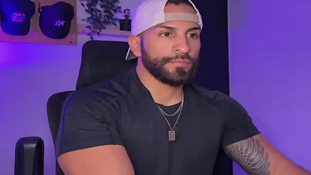 SamDornan51 online show from 03-18-26, 04:15