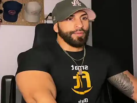 SamDornan51 online show from 02-10-26, 12:20