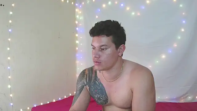 Snapshot of Eternalfuego chatting on 02-12-26, 05:51 Eternalfuego online show from 02-12-26, 05:51