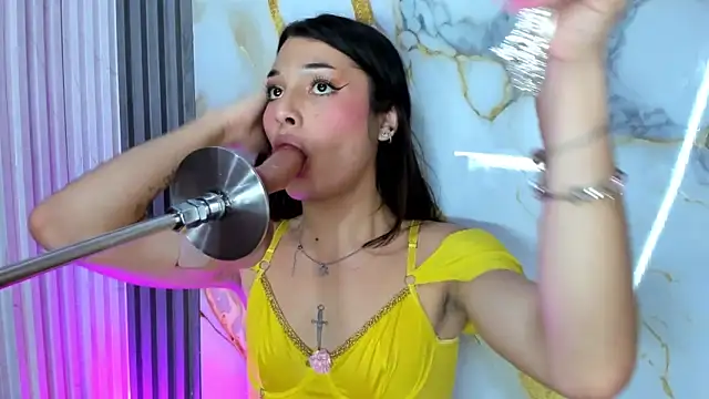 mlucreciasucker303av online show from 02-02-26, 07:24