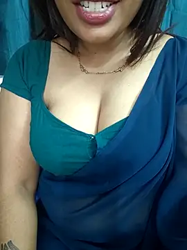 Snapshot of priya__sexxyy chatting on 02-12-26, 02:11 priya sexxyy online show from 02-12-26, 02:11