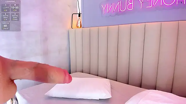 Snapshot of cherry_monroe chatting on 02-23-26, 10:38 cherry monroe online show from 02-23-26, 10:38