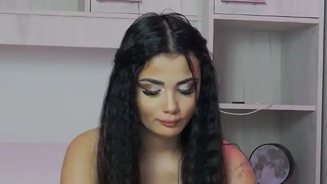 Snapshot of MayaMadison chatting on 02-03-26, 09:31 MayaMadison online show from 02-03-26, 09:31