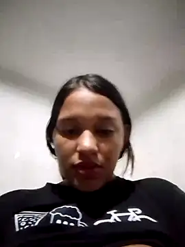 Yulianafox online show from 02-13-26, 05:51