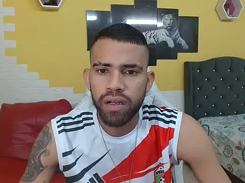 Snapshot of chacorta_ chatting on 03-24-26, 01:00 chacorta online show from 03-24-26, 01:00