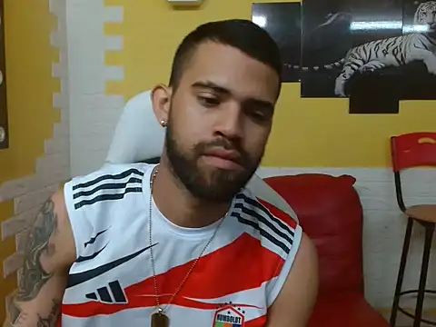 Snapshot of chacorta_ chatting on 04-10-26, 01:07 chacorta online show from 04-10-26, 01:07