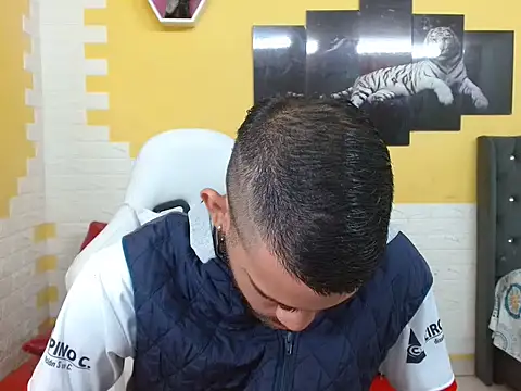 Snapshot of chacorta_ chatting on 04-01-26, 12:39 chacorta online show from 04-01-26, 12:39