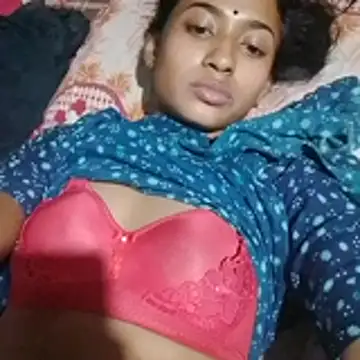 Snapshot of Cute-Tanisa- chatting on 02-01-26, 04:16 Cute-Tanisa- online show from 02-01-26, 04:16