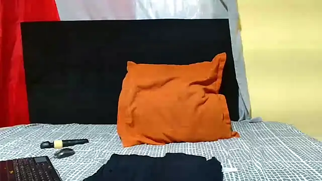 JinglynJuicy22 online show from 02-25-26, 07:41