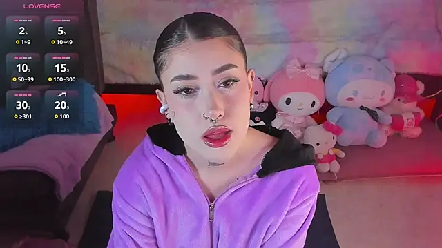 Snapshot of Tamara_uwu chatting on 02-15-26, 10:09 Tamara uwu online show from 02-15-26, 10:09