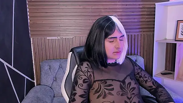 noahWolff  online show from 03-02-26, 05:08