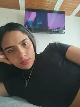 Snapshot of cynliu chatting on 05-17-26, 07:36 cynliu online show from 05-17-26, 07:36