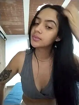 Snapshot of cynliu chatting on 05-06-26, 05:44 cynliu online show from 05-06-26, 05:44