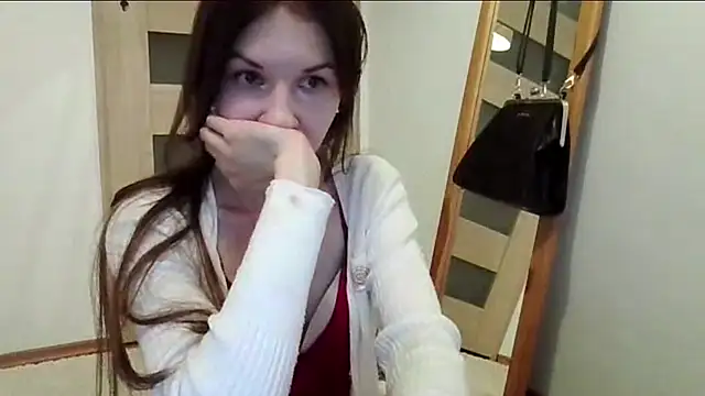 Snapshot of JuliaLovely chatting on 05-31-26, 06:09 JuliaLovely online show from 05-31-26, 06:09
