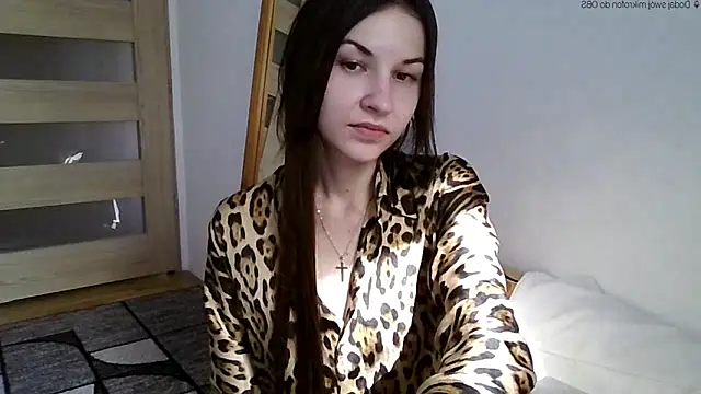 Snapshot of JuliaLovely chatting on 04-23-26, 01:57 JuliaLovely online show from 04-23-26, 01:57