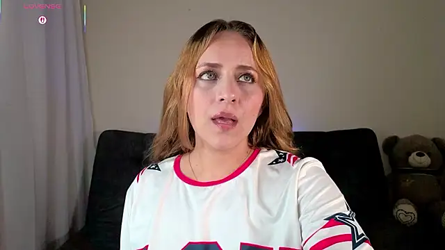 Snapshot of DannaCouper_ chatting on 03-02-26, 05:08 DannaCouper online show from 03-02-26, 05:08