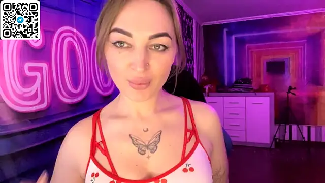 Snapshot of Vellora_ chatting on 04-19-26, 07:16 Vellora online show from 04-19-26, 07:16