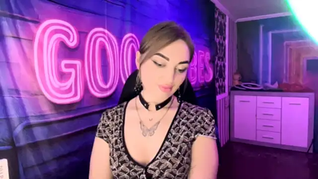 Snapshot of Vellora_ chatting on 02-19-26, 06:38 Vellora online show from 02-19-26, 06:38