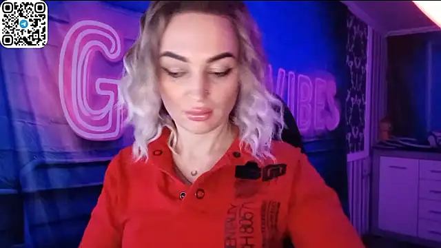 Snapshot of Vellora_ chatting on 02-23-26, 06:08 Vellora online show from 02-23-26, 06:08