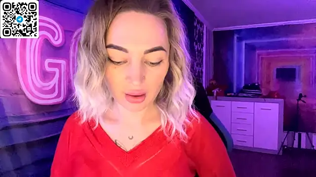 Snapshot of Vellora_ chatting on 04-29-26, 05:52 Vellora online show from 04-29-26, 05:52