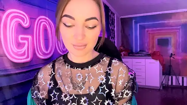 Vellora  online show from 04-12-26, 10:07