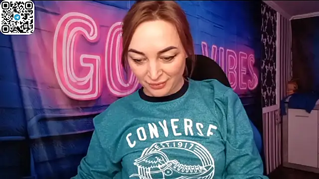 Snapshot of Vellora_ chatting on 02-28-26, 10:48 Vellora online show from 02-28-26, 10:48