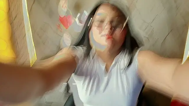 Snapshot of Berchy_tf chatting on 02-15-26, 01:32 Berchy tf online show from 02-15-26, 01:32