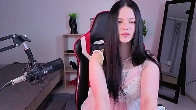 Maria trend online show from 02-17-26, 06:49