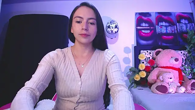 Snapshot of lika_little0 chatting on 06-10-26, 12:12 lika little0 online show from 06-10-26, 12:12