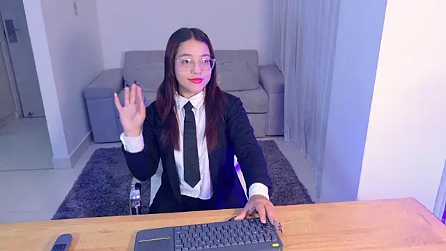 AntonellaBons online show from 04-22-26, 01:34