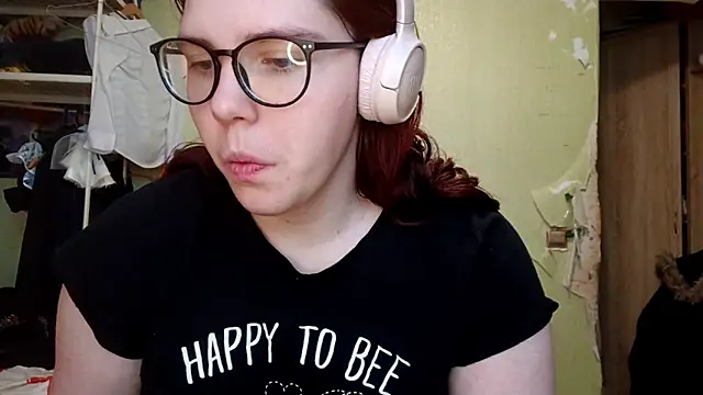 VannessaDillenbeck online show from 02-25-26, 06:13