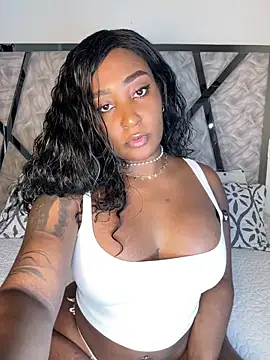 Snapshot of Denise_wolfe21 chatting on 02-10-26, 06:51 Denise wolfe21 online show from 02-10-26, 06:51