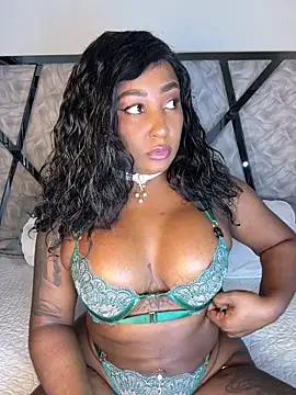 Denise wolfe21 online show from 03-04-26, 02:14