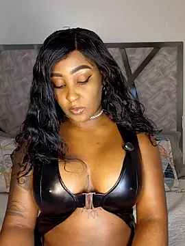 Denise wolfe21 online show from 03-25-26, 03:44