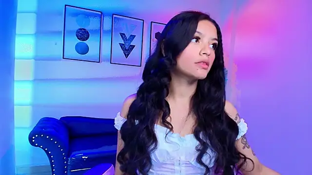 Snapshot of Maddie_T18 chatting on 05-22-26, 11:30 Maddie T18 online show from 05-22-26, 11:30