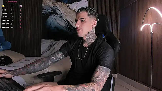 Snapshot of trisstann_ chatting on 02-22-26, 05:25 trisstann online show from 02-22-26, 05:25