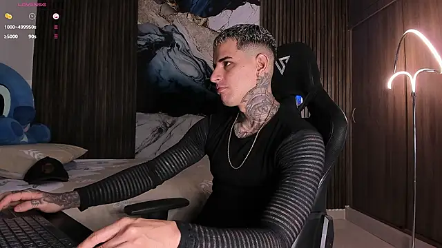 Snapshot of trisstann_ chatting on 02-14-26, 04:51 trisstann online show from 02-14-26, 04:51