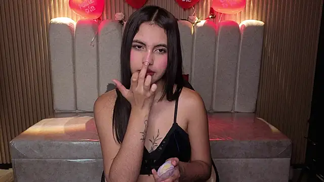 Perla lovely  online show from 02-16-26, 01:21