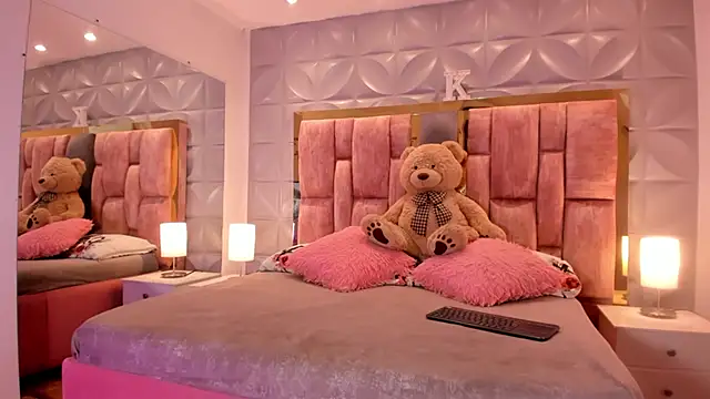 Paris Velvet online show from 02-09-26, 09:57