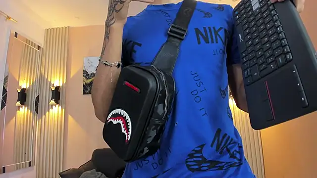 DesiresOfOlympus  online show from 04-09-26, 07:20