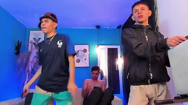 DesiresOfOlympus  online show from 02-10-26, 12:15